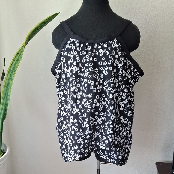 Swim Solutions Other - Swim Solutions Black and White Boxy Tank Top